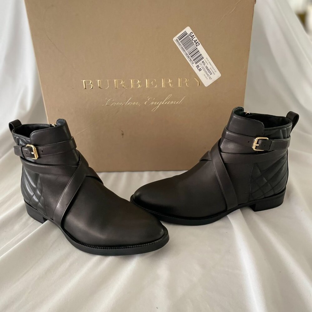 EU 38/US 7.5/UK 5 Burberry Women's VAUGHN Black Leather Ankle Boots